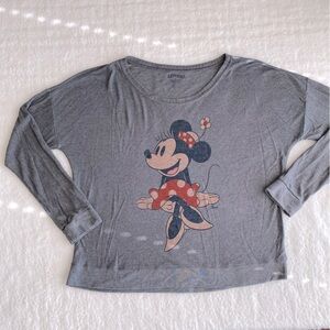 LST&FND NWOT Womens Long Sleeve Lightweight Sweatshirt Vintage Minnie, Gray, L